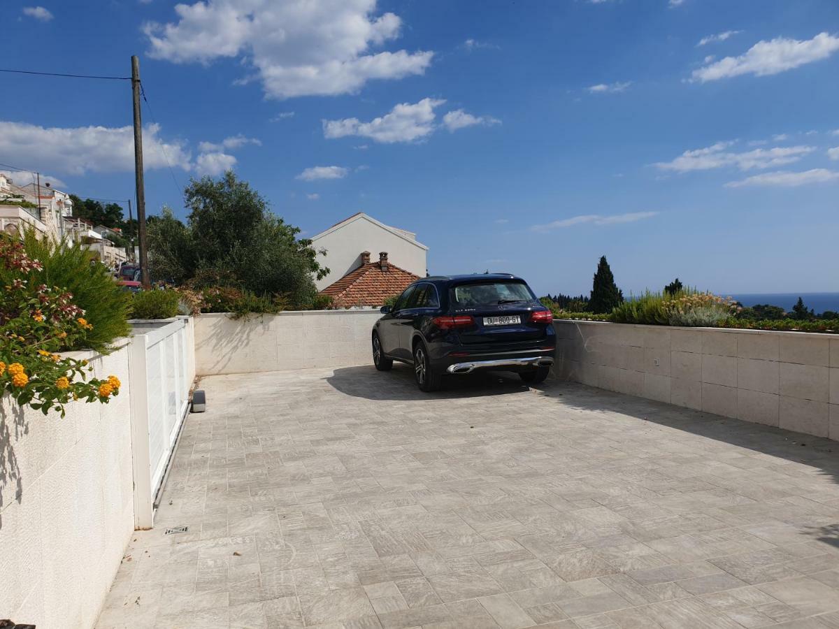 Апартаменти Abelia, Two Terraces, Hot Tub, Free Parking Дубровник Екстер'єр фото