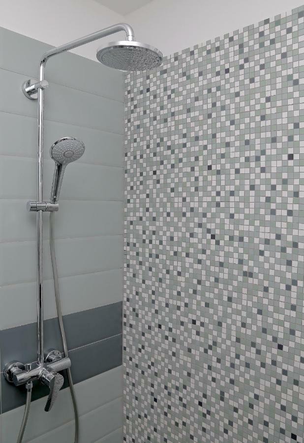 Апартаменти Abelia, Two Terraces, Hot Tub, Free Parking Дубровник Екстер'єр фото